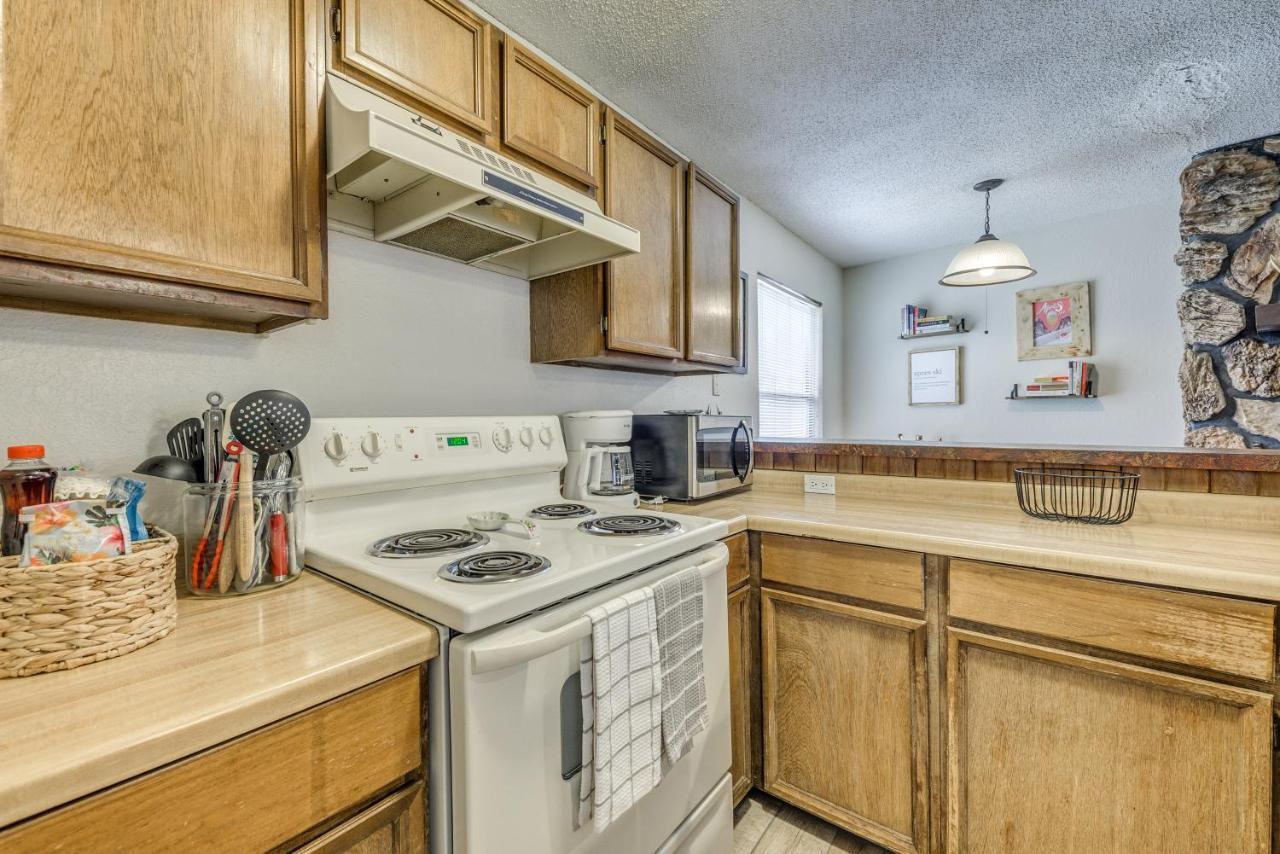 Ruidoso Home With Balcony About 16 Mi To Ski Apache! Bagian luar foto